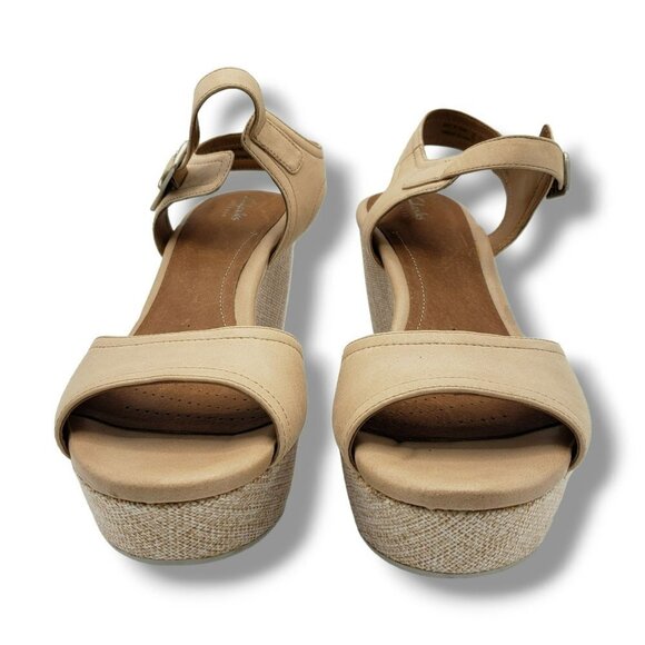 Clarks Artisan Nadene Lola Wedge Sandals Womens 11 Beige Leather - Picture 3 of 9